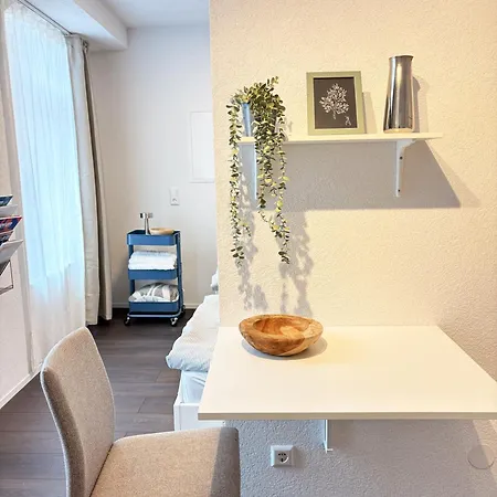 Modernes Zentrum Nahe Hockenheimring Mit 2 Betten, Wlan & Kitchenette Hockenheim